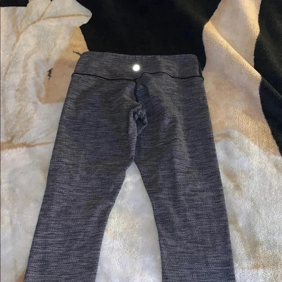 Lululemon wonder under crop - Picture 5 of 8